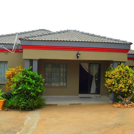 Chobe Kulotu Guest House كاسان المظهر الخارجي الصورة